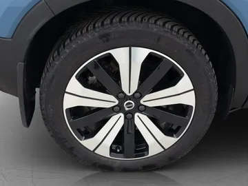Car image 38
