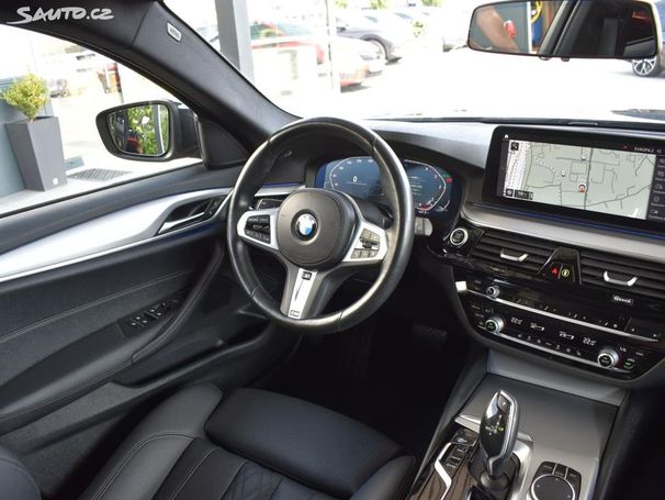 BMW 520d Touring xDrive 140 kW image number 8