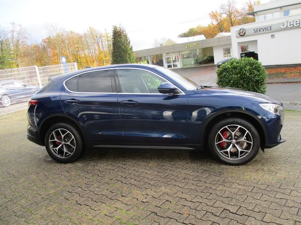 Alfa Romeo Stelvio 2.2 Diesel Q4 140 kW image number 4