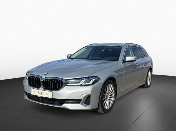 BMW 520d Touring Luxury Line 140 kW image number 1