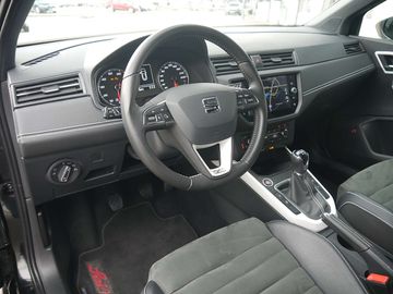 Car image 33