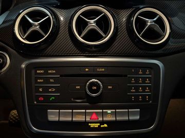 Car image 33