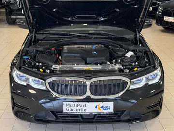 Car image 35