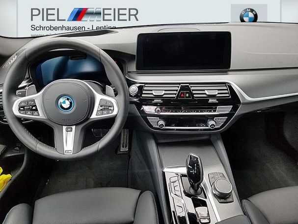 BMW 530i Touring 185 kW image number 6