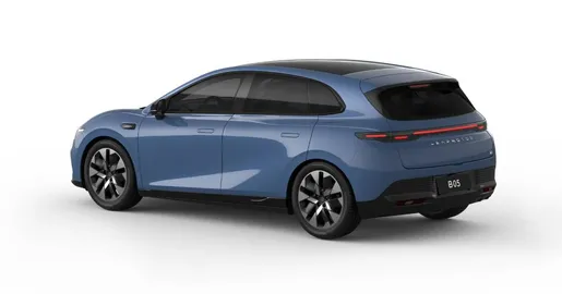 Car image 5