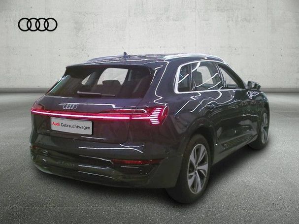 Audi Q8 55 e-tron 300 kW image number 3