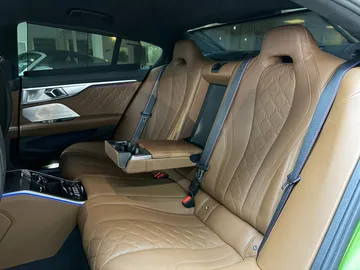 Car image 29
