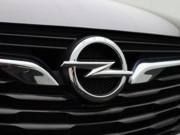 Car image 37