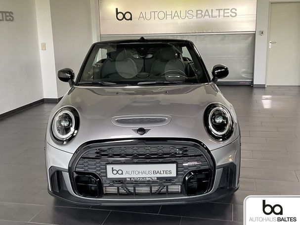 Mini Cooper S Cabrio JCW Trim 131 kW image number 3