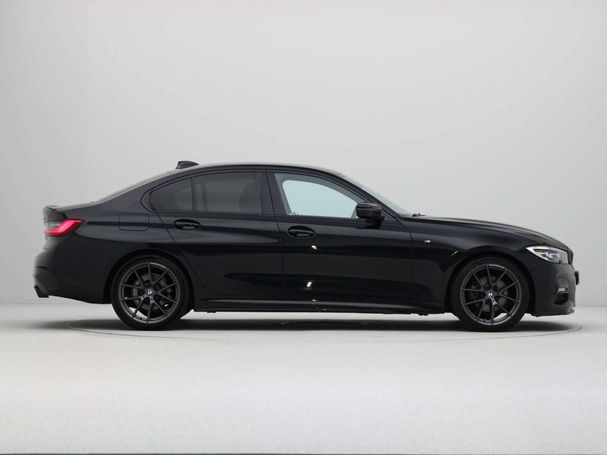 BMW 320i M Sport 135 kW image number 8