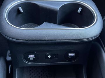 Car image 36