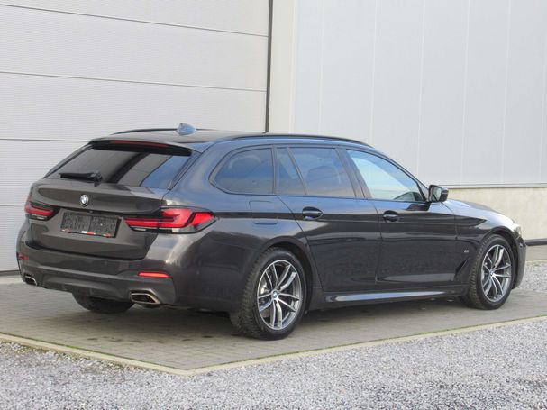 BMW 540d Touring xDrive 250 kW image number 3