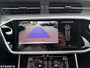 Car image 40