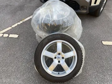 Car image 20