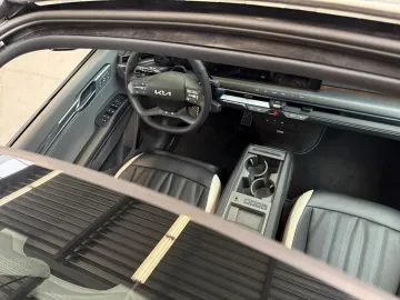 Car image 39