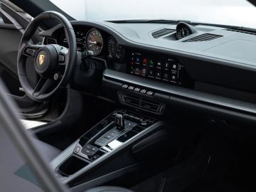 Car image 47
