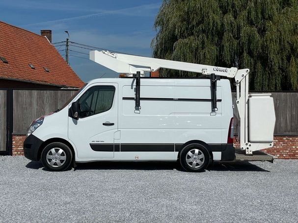 Renault Master 107 kW image number 2