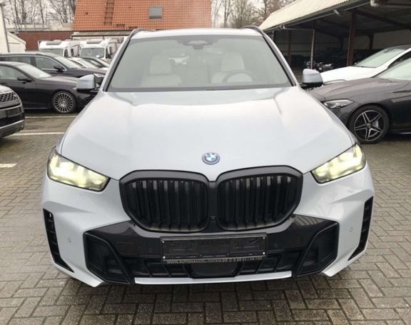 BMW X5 50e xDrive 360 kW image number 9