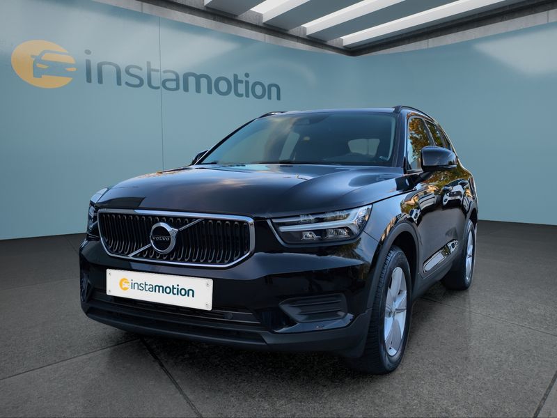 Volvo XC40 Momentum Core