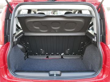 Car image 26