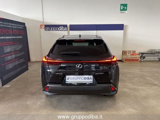 Lexus UX 250h 135 kW image number 5