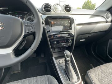 Car image 15