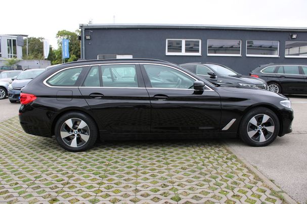 BMW 520d Touring 140 kW image number 3