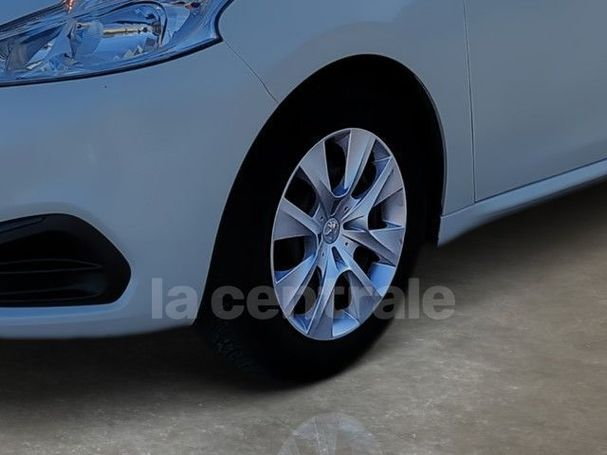 Peugeot 208 PureTech 68 Like 50 kW image number 9