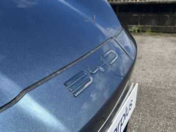 Car image 32