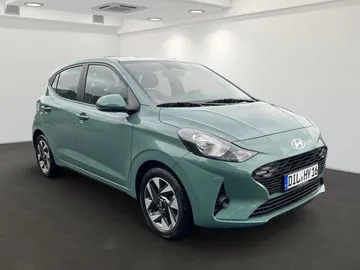 Car image 4