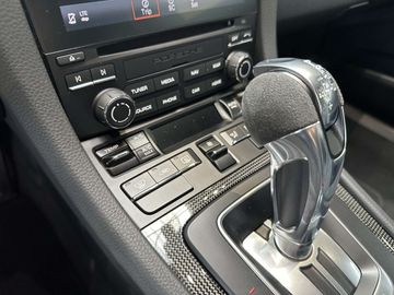 Car image 33