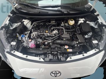 Car image 20