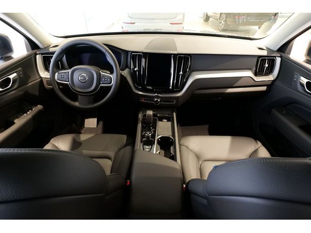 Volvo XC60 B4 Core 145 kW image number 14