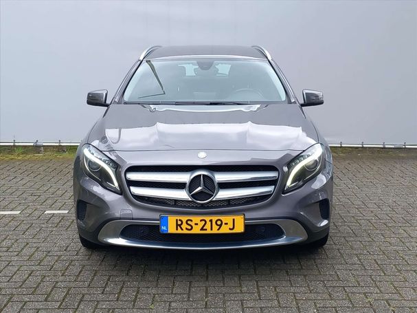 Mercedes-Benz GLA 180 90 kW image number 3