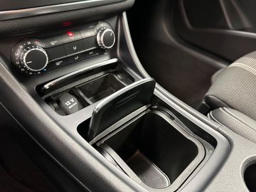 Car image 35