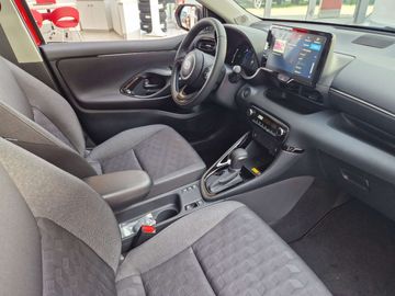 Car image 11