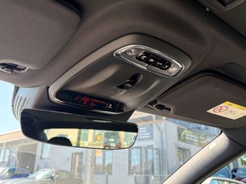 Car image 33