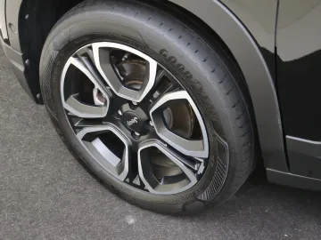 Car image 36