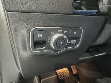 Car image 41