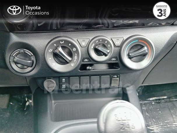 Toyota Hilux Cab 110 kW image number 29