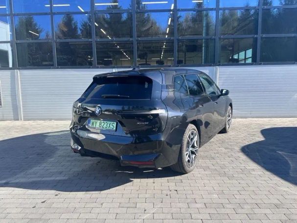 BMW iX 385 kW image number 2