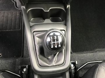 Car image 24