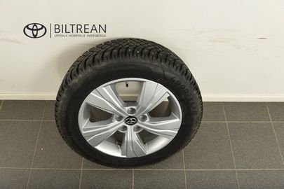 Car image 19