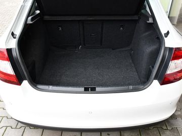 Car image 30