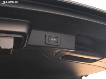 Car image 42
