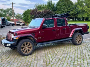 Car image 36