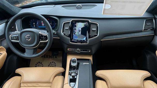 Volvo XC90 T8 335 kW image number 9