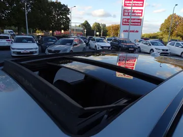 Car image 38
