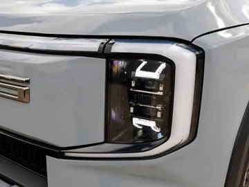 Car image 28
