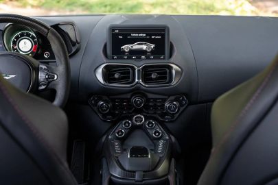 Car image 46